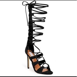 Steve Madden suede heels